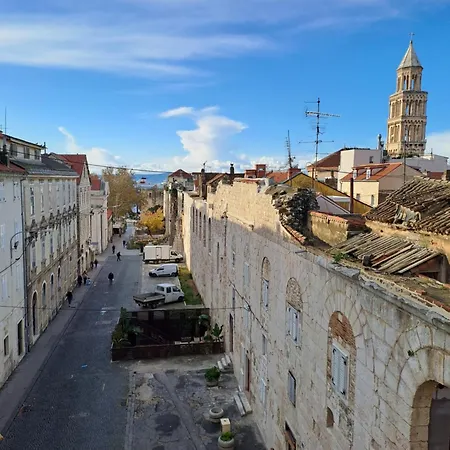 Διαμέρισμα Tower View